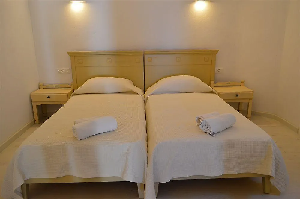 Panthea Residence Agios Ioannis Diakoftis Apartahotel