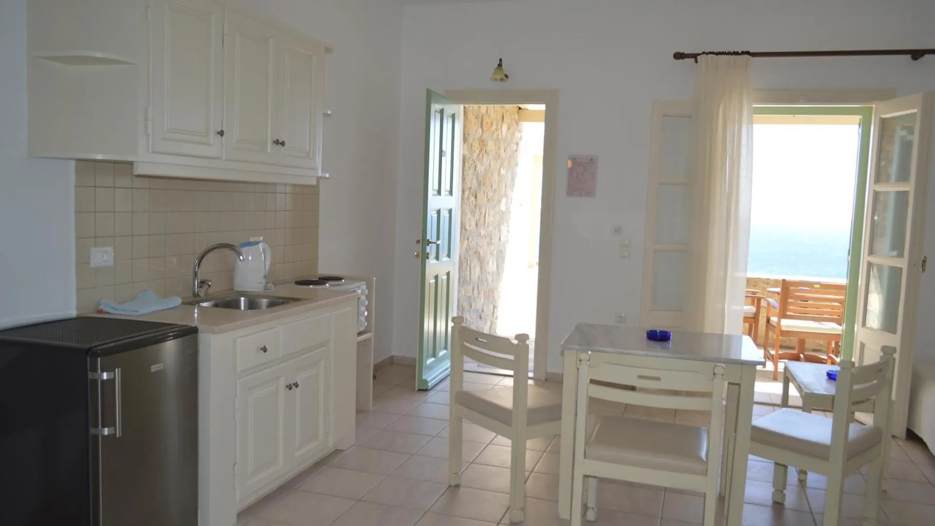 Panthea Residence Agios Ioannis Diakoftis 2*,  Grecia