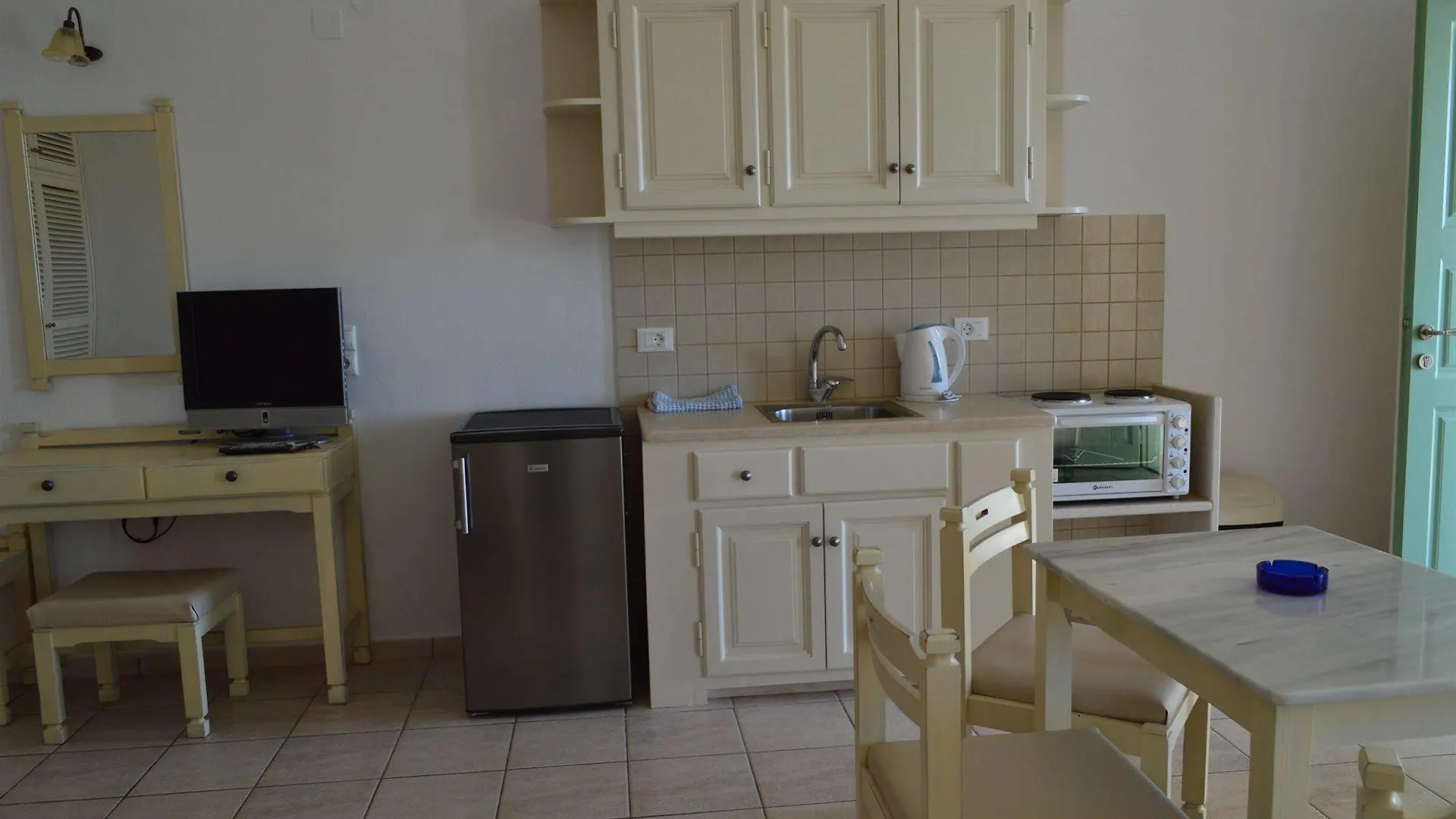 ** Apartahotel Panthea Residence Agios Ioannis Diakoftis Grecia